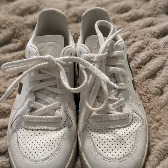 Vejas US size 6 - Picture 2 of 2